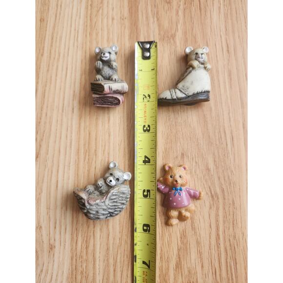 Lot 4 Bear Fridge Magnets Resin & Plastic Vintage Style Collectible Decor Set - Picture 3 of 11